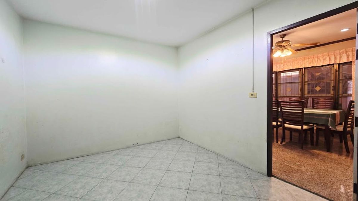 ให้เช่าบ้านบางแค เพชรเกษม : ให้เช่าบ้านเดี่ยวหมู่บ้านชมเพลิน เพชรเกษม