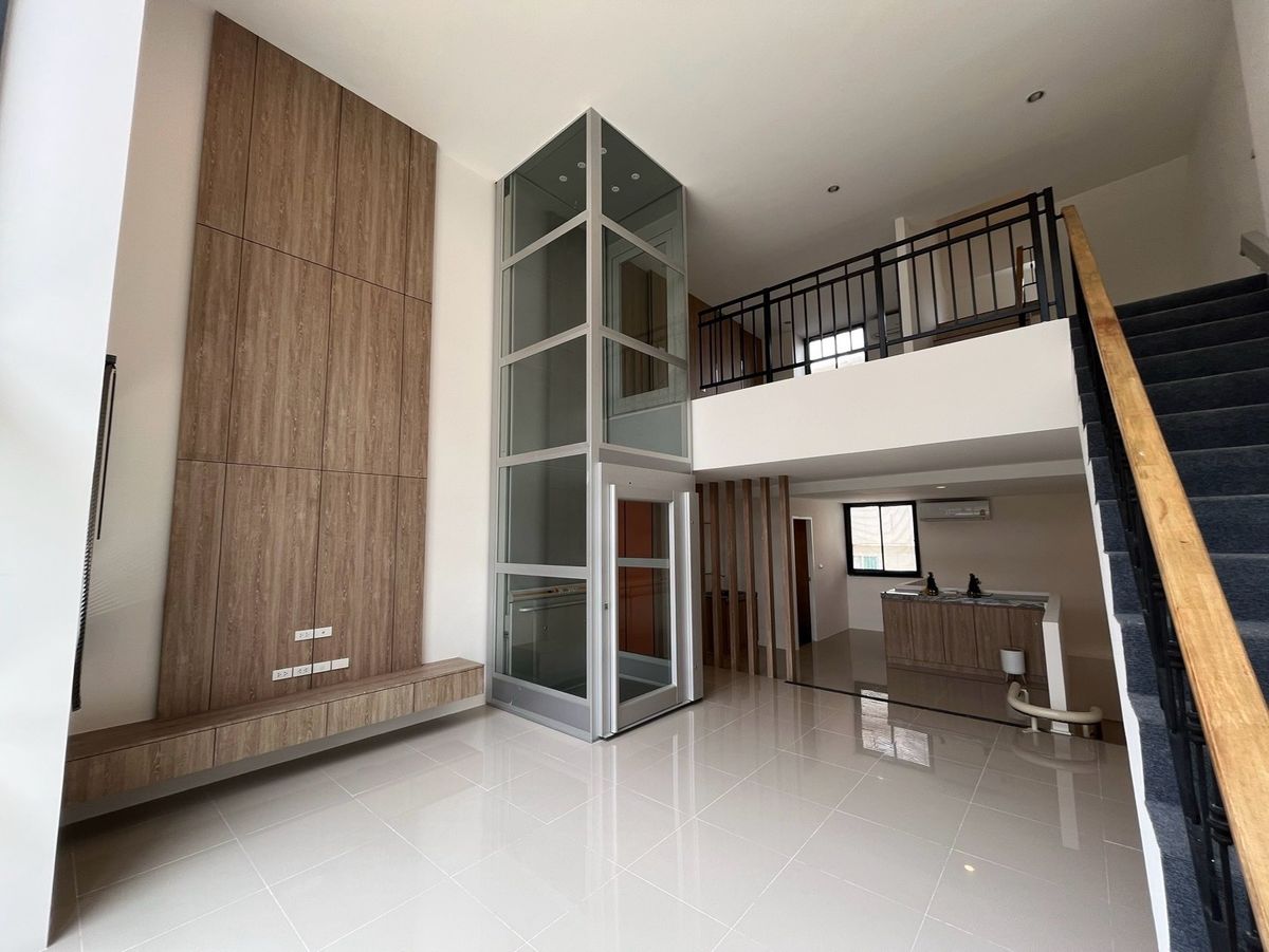 ให้เช่าโฮมออฟฟิศพระราม 3 สาธุประดิษฐ์ : ปล่อยเช่า โมเดิร์น โฮมออฟฟิศ สตูดิโอ ริมถนนใหญ่ พระราม 3 - รัชดาภิเษก แขวงบางโพงพาง เขตยานนาวา กรุงเทพมหานคร | จอดรถได้ 4 คัน | จดทะเบียนบริษัท หรือเช่าทำธุรกิจเชิงพาณิชย์ได้