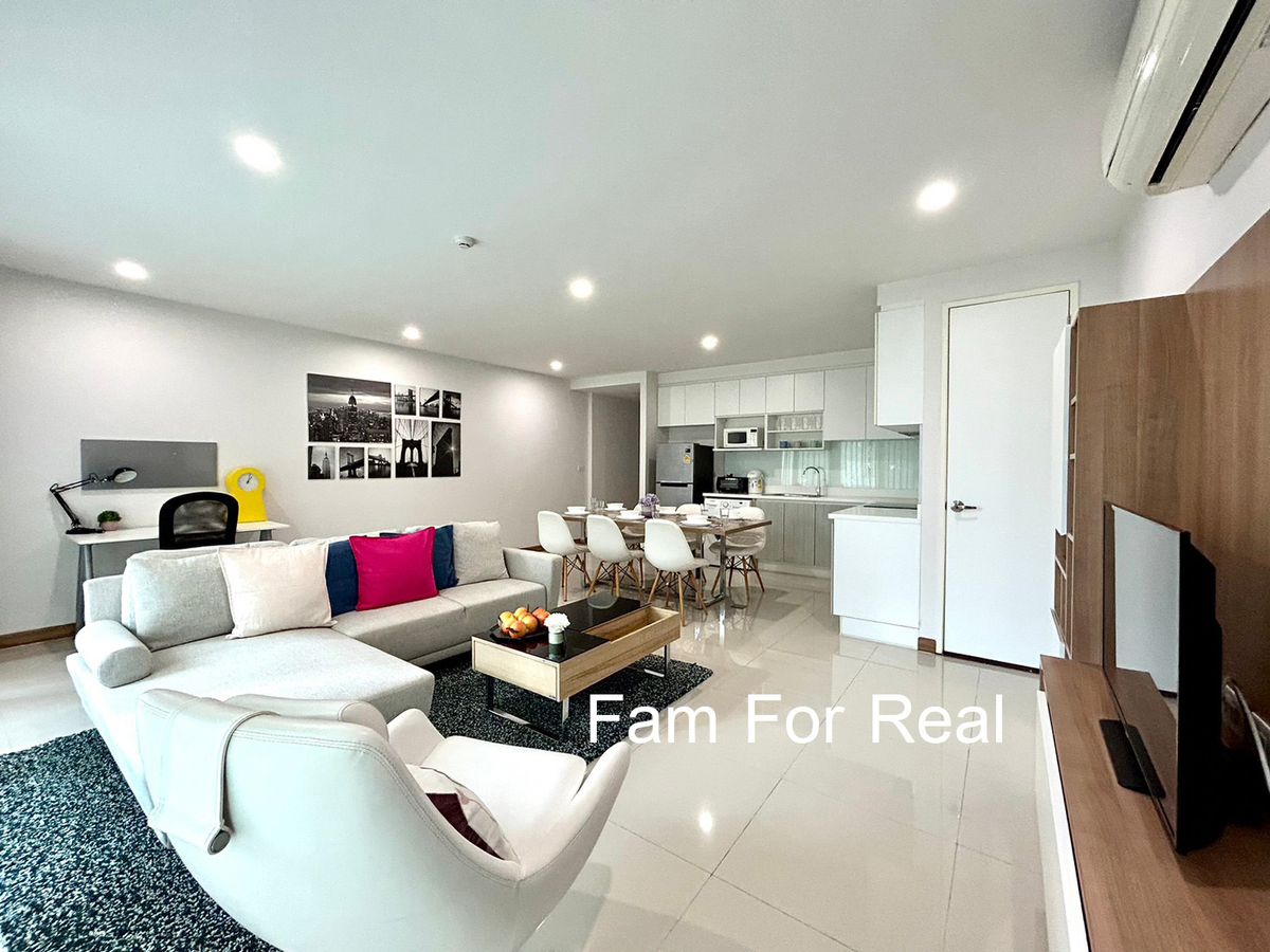 For SaleCondoChiang Mai : Nimmana Condo for sale 3bedrooms , a luxury condo in the heart of Nimman Rd soi 6 , Tel +6682-389-9314