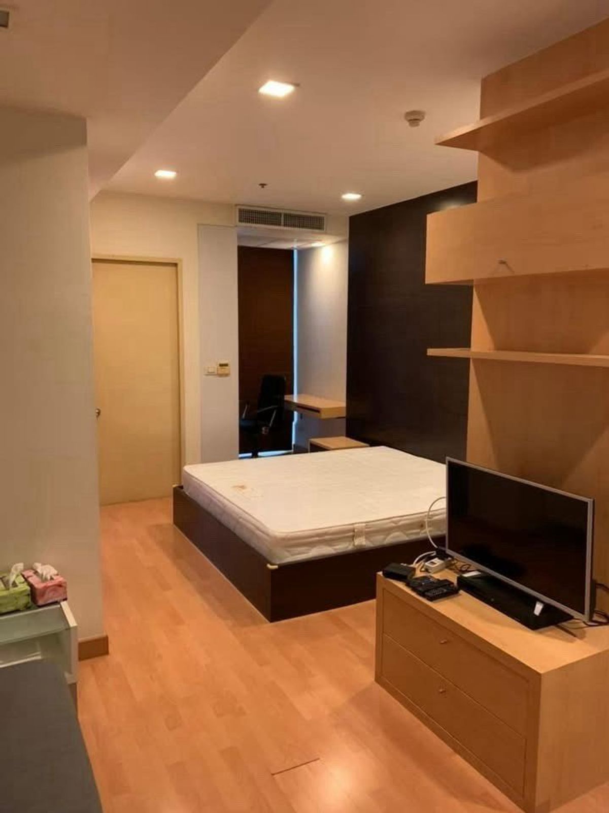ให้เช่าคอนโดสุขุมวิท อโศก ทองหล่อ : คอนโด ให้เช่า ให้เช่าคอนโด  Nusasiri Grand Ekkamai พร้อมเข้าอยู่สนใจติดต่อ Line @goodmanpro หรือ โทร 0999029192