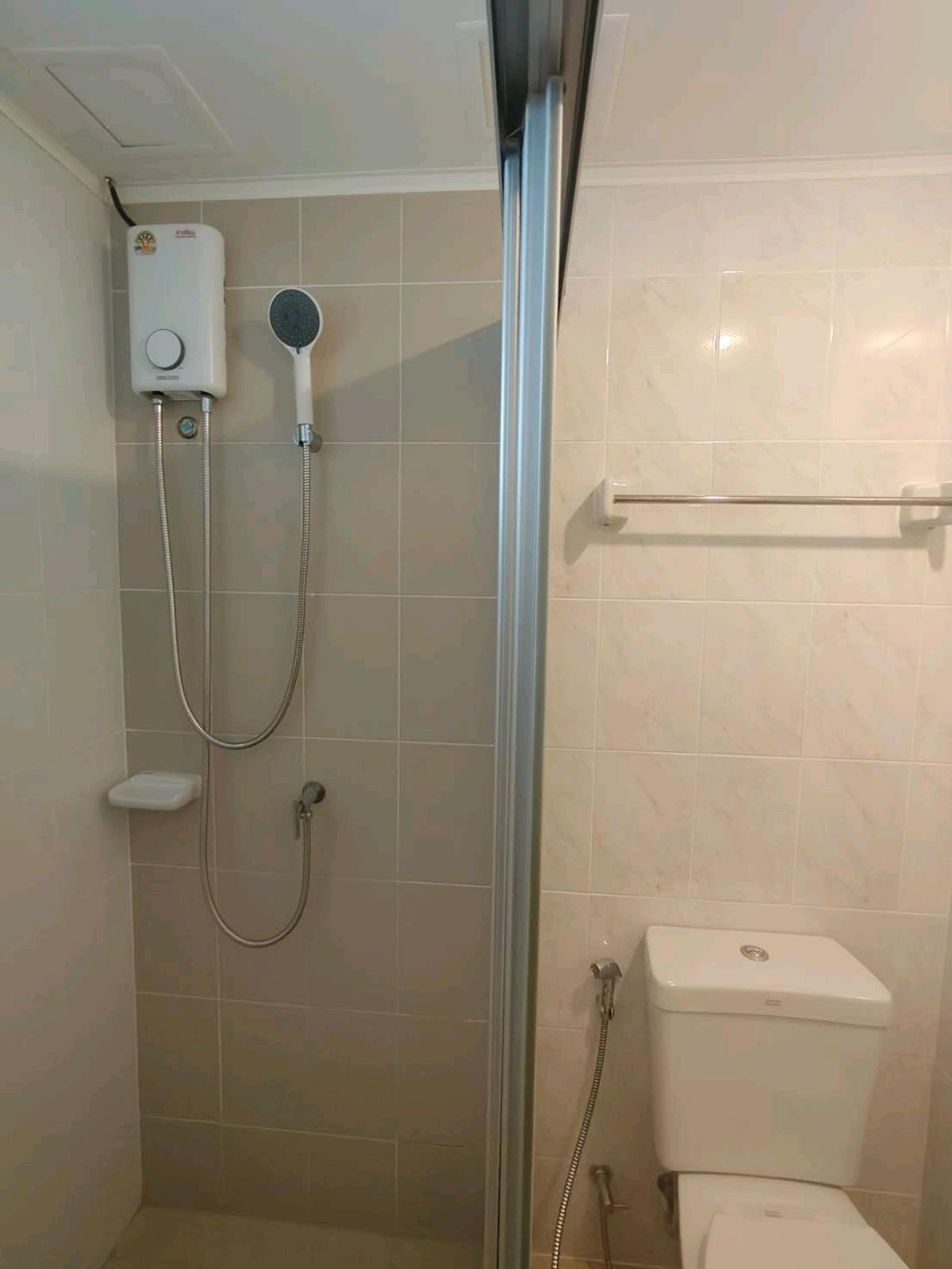 ขายคอนโดบางซื่อ วงศ์สว่าง เตาปูน : ปล่อยขายด่วน ห้องสวย ราคาดี (ห้องทำใหม่หมด) 