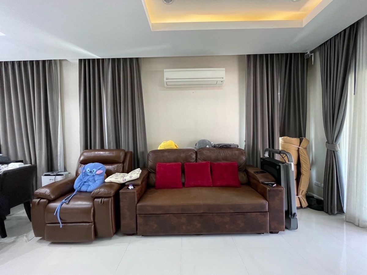 HousePattanakan, Srinakarin : Luxury house for sale, Phatthanakan 38 with 6% ROI tenant