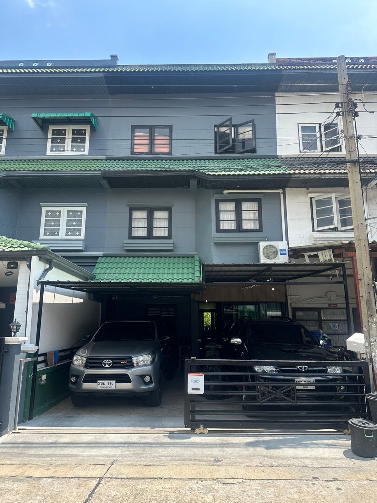 ขายทาวน์โฮมวิภาวดี ดอนเมือง หลักสี่ : บ้าน 3 ชั้น ทำเลดี กลางดอนเมือง