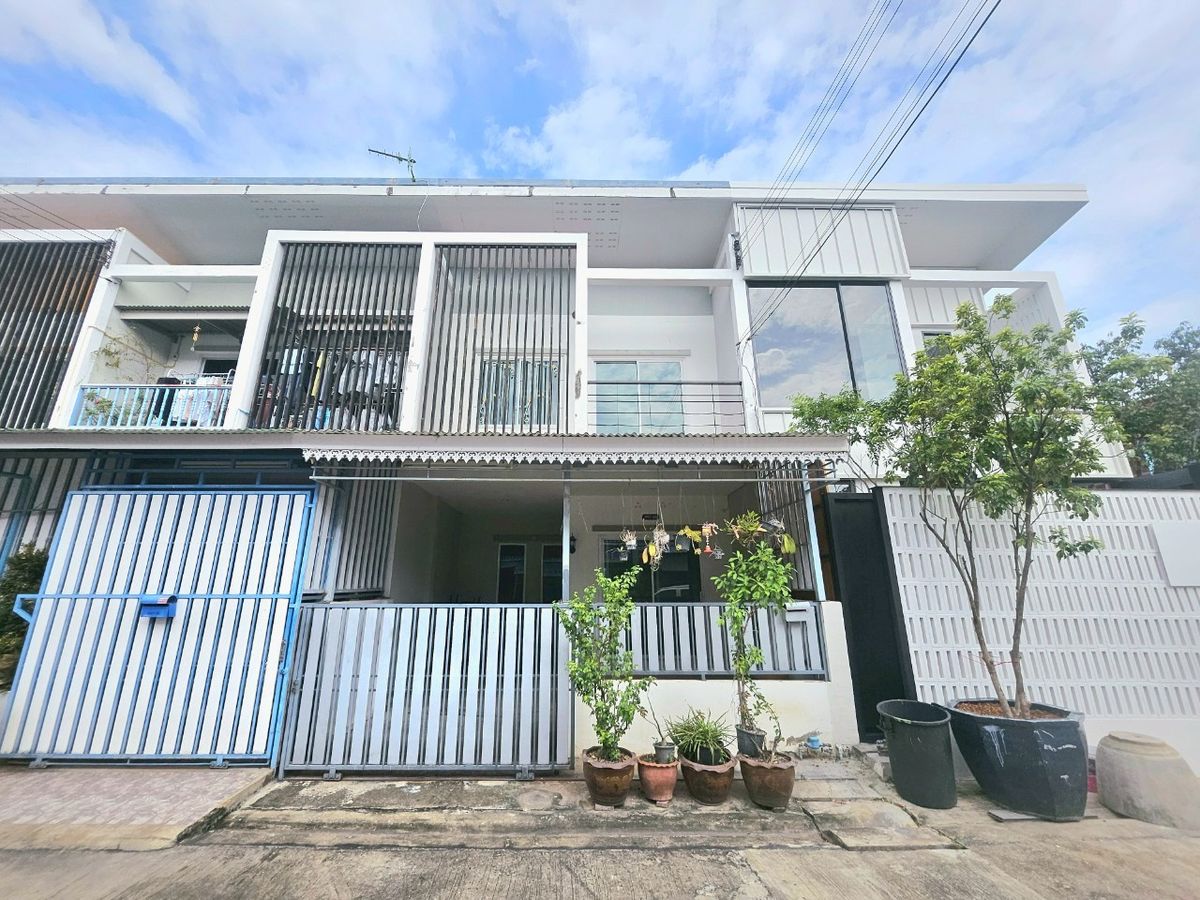 ขายทาวน์โฮมราษฎร์บูรณะ สุขสวัสดิ์ : 🏡 ขาย ทาวน์เฮ้าส์ วิเศษสุขนคร ประชาอุทิศ 79 ขายตามสภาพ พร้อมอยู่