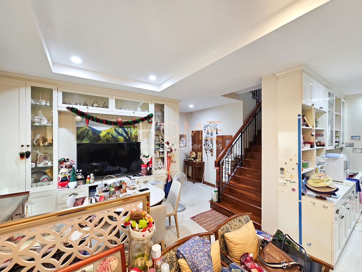 ขายบ้านนวมินทร์ รามอินทรา : ลัดดารมย์ วัชรพล - รัตนโกสินทร์ / 5 ห้องนอน (ขาย), Laddarom Watcharapol - Rattanakosin / 5 Bedrooms (FOR SALE) TAN831