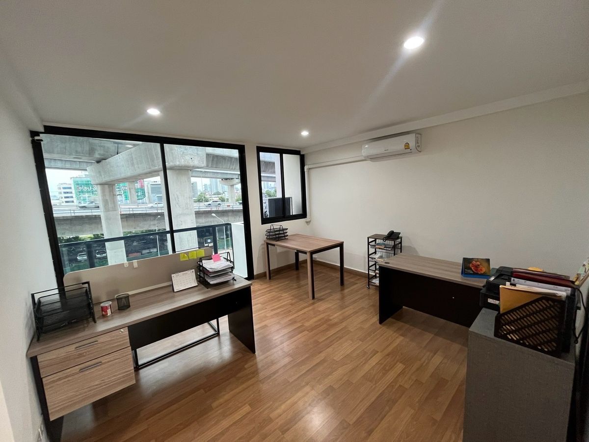 ให้เช่าโฮมออฟฟิศพระราม 3 สาธุประดิษฐ์ : ปล่อยเช่า โมเดิร์น โฮมออฟฟิศ สตูดิโอ ริมถนนใหญ่ พระราม 3 - รัชดาภิเษก แขวงบางโพงพาง เขตยานนาวา กรุงเทพมหานคร | จอดรถได้ 4 คัน | จดทะเบียนบริษัท หรือเช่าทำธุรกิจเชิงพาณิชย์ได้