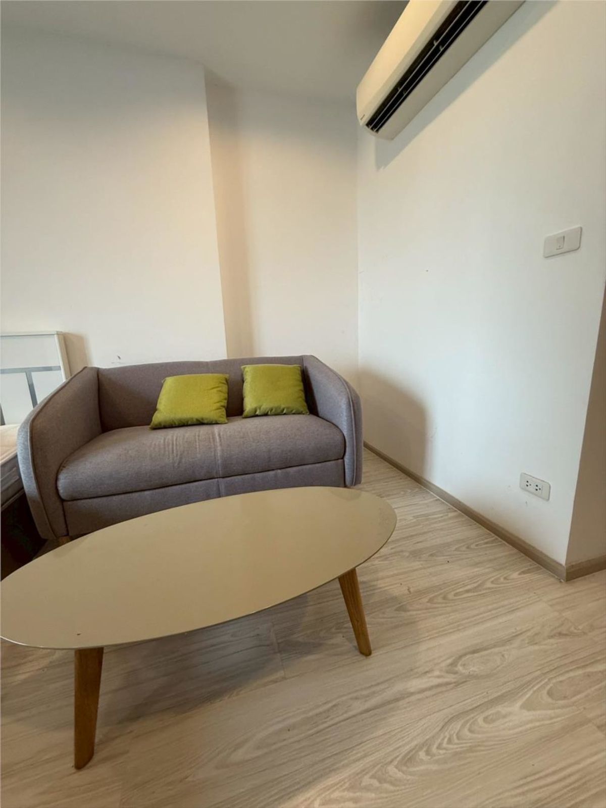 For RentCondoBang Sue, Wong Sawang, Tao Pun : 📍 Ideo Mobi Bangsue Grand Interchange, beautiful room, many good locations, high class view, complete furniture Complete electrical appliances (special price)