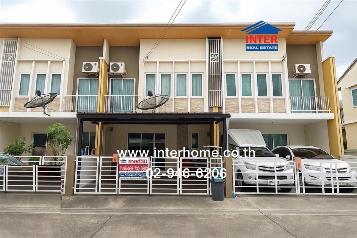 ขายทาวน์โฮมลาดกระบัง สุวรรณภูมิ : ทาวน์เฮ้าส์ 2 ชั้น 21.2 ตร.ว. หมู่บ้านโกลเด้นทาวน์ อ่อนนุช-ลาดกระบัง ซอยลาดกระบัง1 ถนนอ่อนนุช-ลาดกระบัง ถนนสุขุมวิท77 เขตลาดกระบัง กรุงเทพมหานคร
