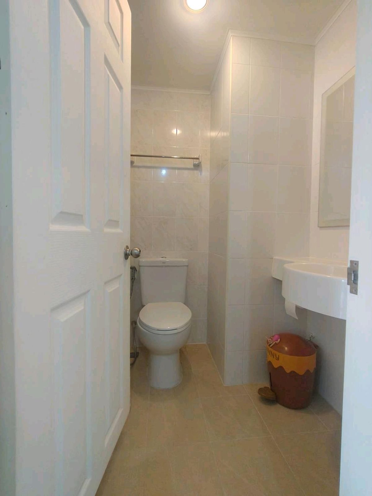 ขายคอนโดบางซื่อ วงศ์สว่าง เตาปูน : ปล่อยขายด่วน ห้องสวย ราคาดี (ห้องทำใหม่หมด) 