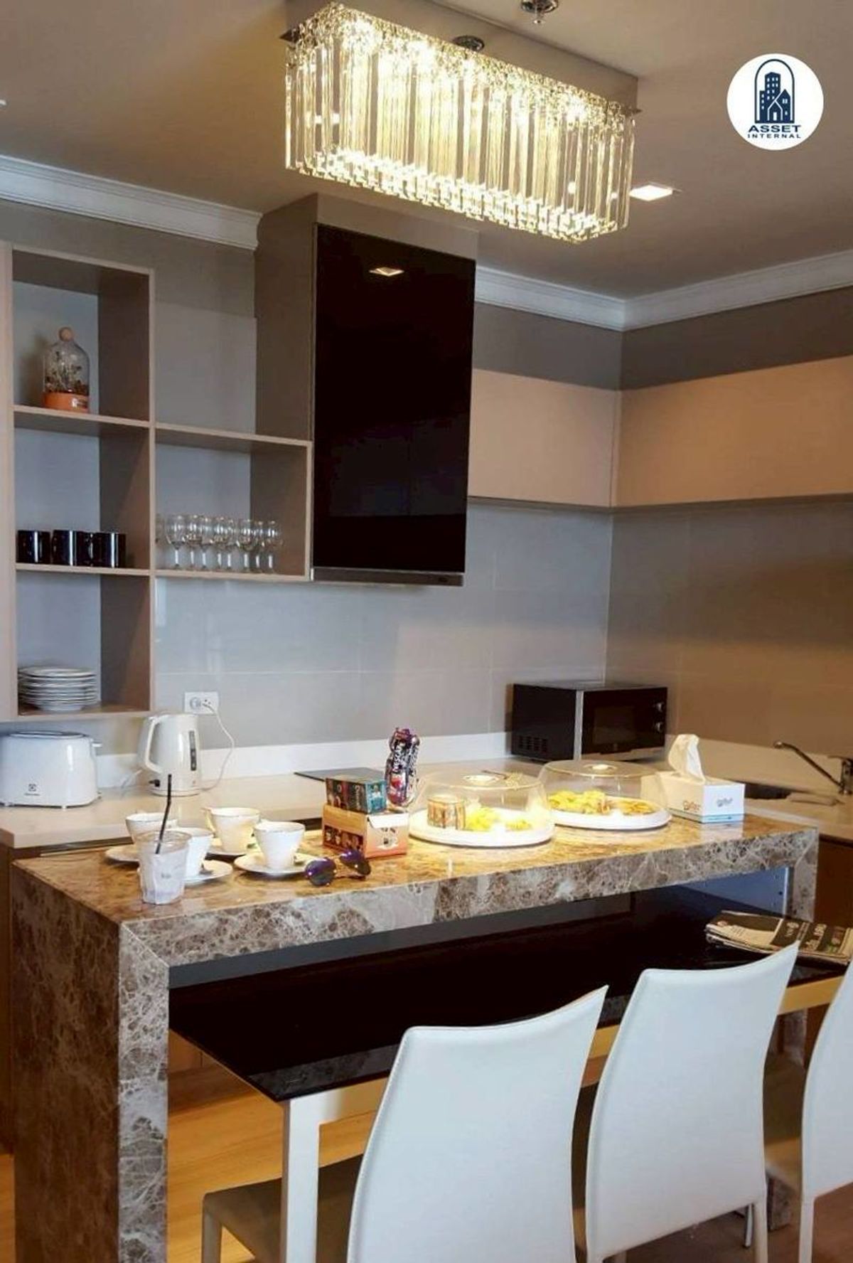 ขายคอนโดสาทร นราธิวาส : ขาย คอนโด Rhythm สาทร ขนาด 2 ห้องนอน ตึก North ชั้น 27 ใกล้ BTS ตากสิน พร้อมอยู่ Fully Furnished เขตสาทร กรุงเทพมหานคร