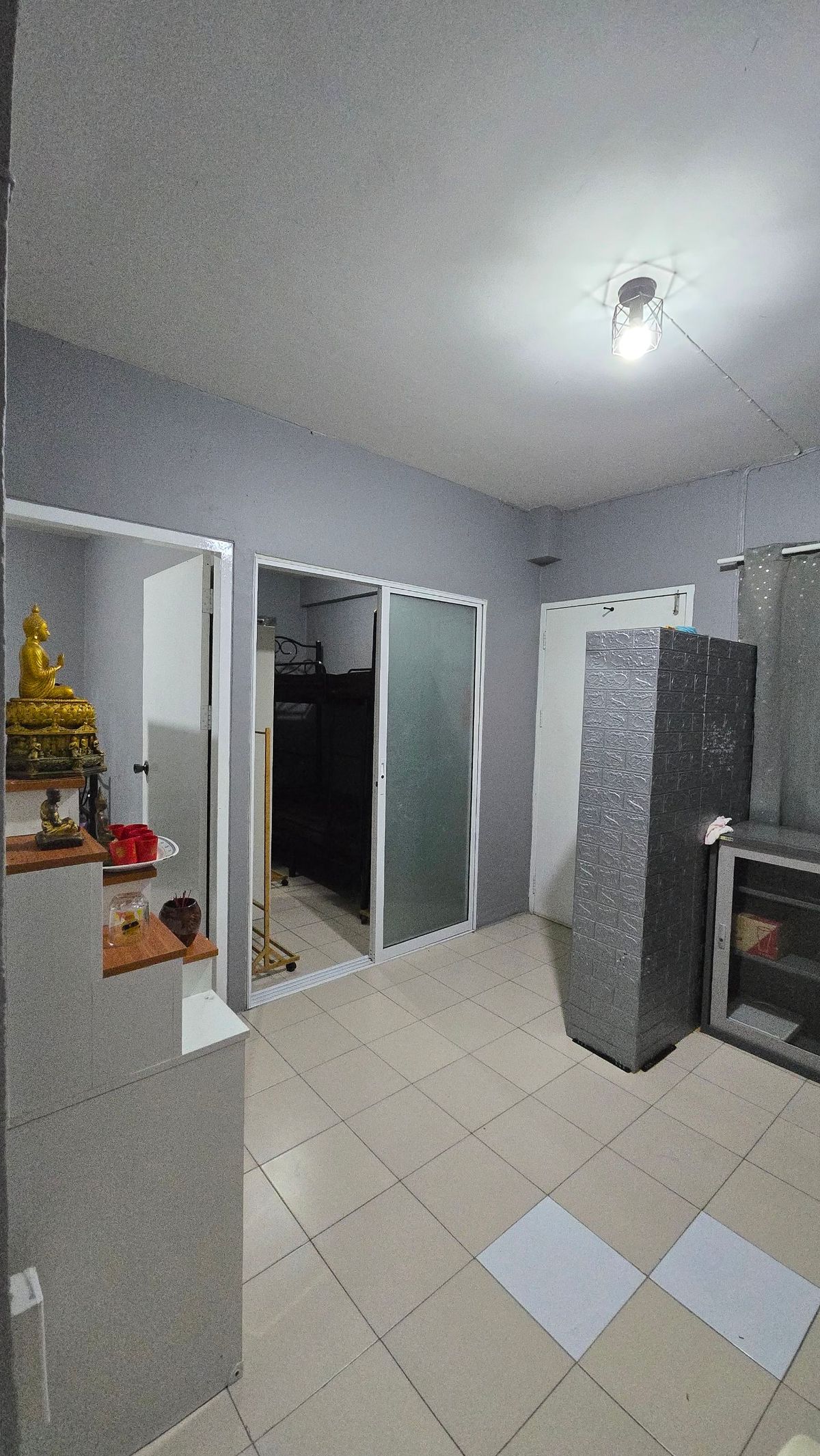 Min Buri, Romklao : Owner sells by themselves - renting a room, Ua Athon Klao, 6.9 hundred thousand, with a title deed Ready to enter Romklao Ladkrabang, Soi Mi Steen, Min Buri, Suwinthawong, Suvarnabhumi Airport