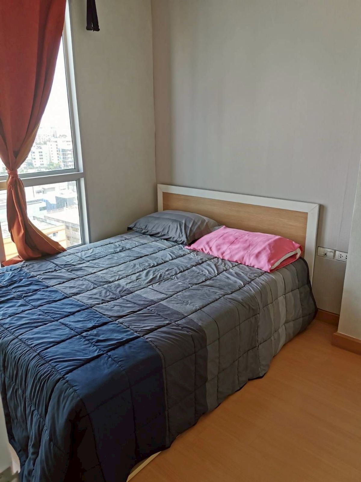 For RentCondoRatchadapisek, Huaikwang, Suttisan : For Rent | Life Huai Khwang 30 sq.m. fully Furnished ready to move in 