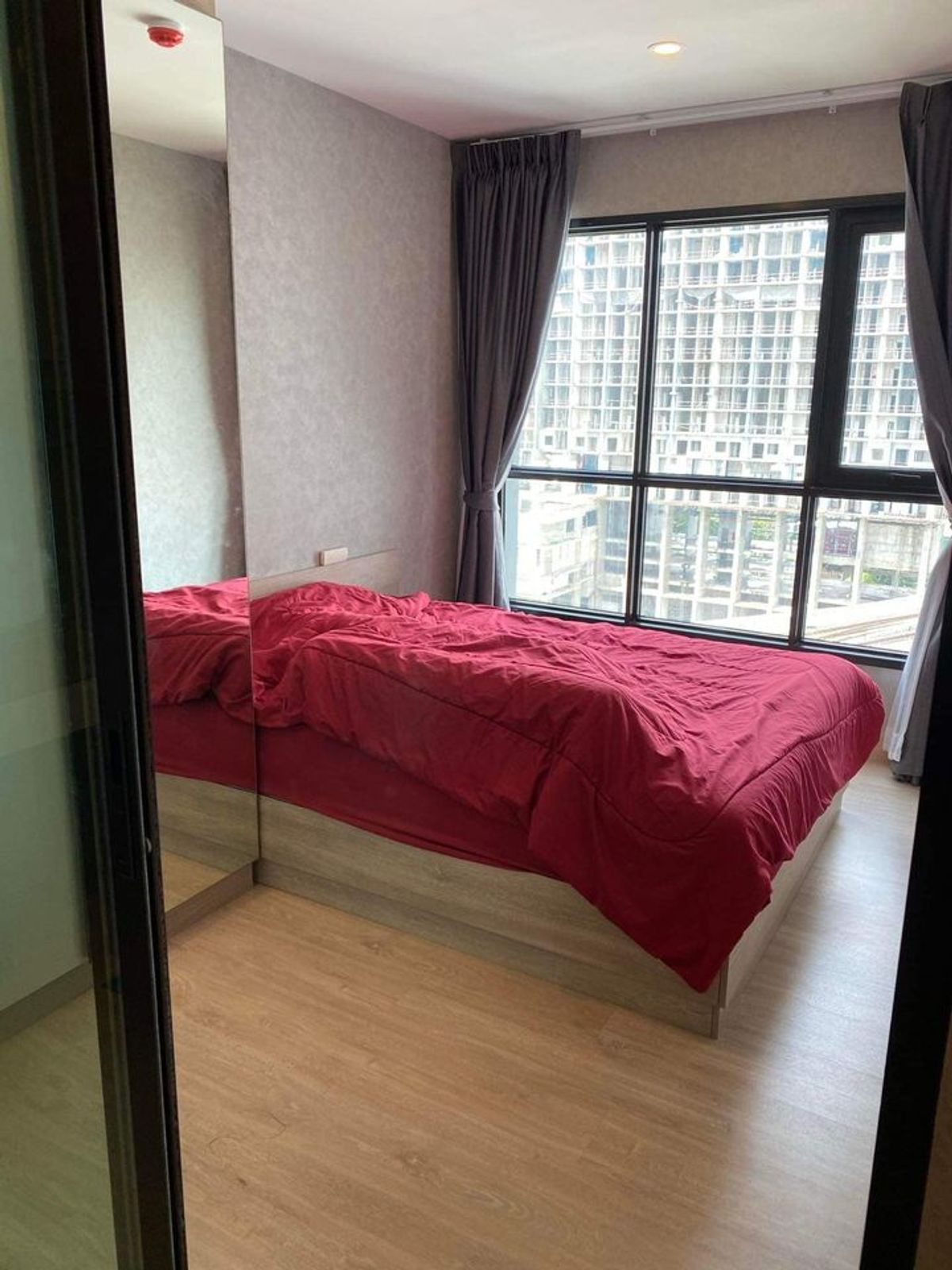 ขายคอนโดรัตนาธิเบศร์ สนามบินน้ำ พระนั่งเกล้า : B3071264 ขาย คอนโด Knightsbridge Duplex Tiwanon ขนาด 30 ตร.ม ชั้น 12A