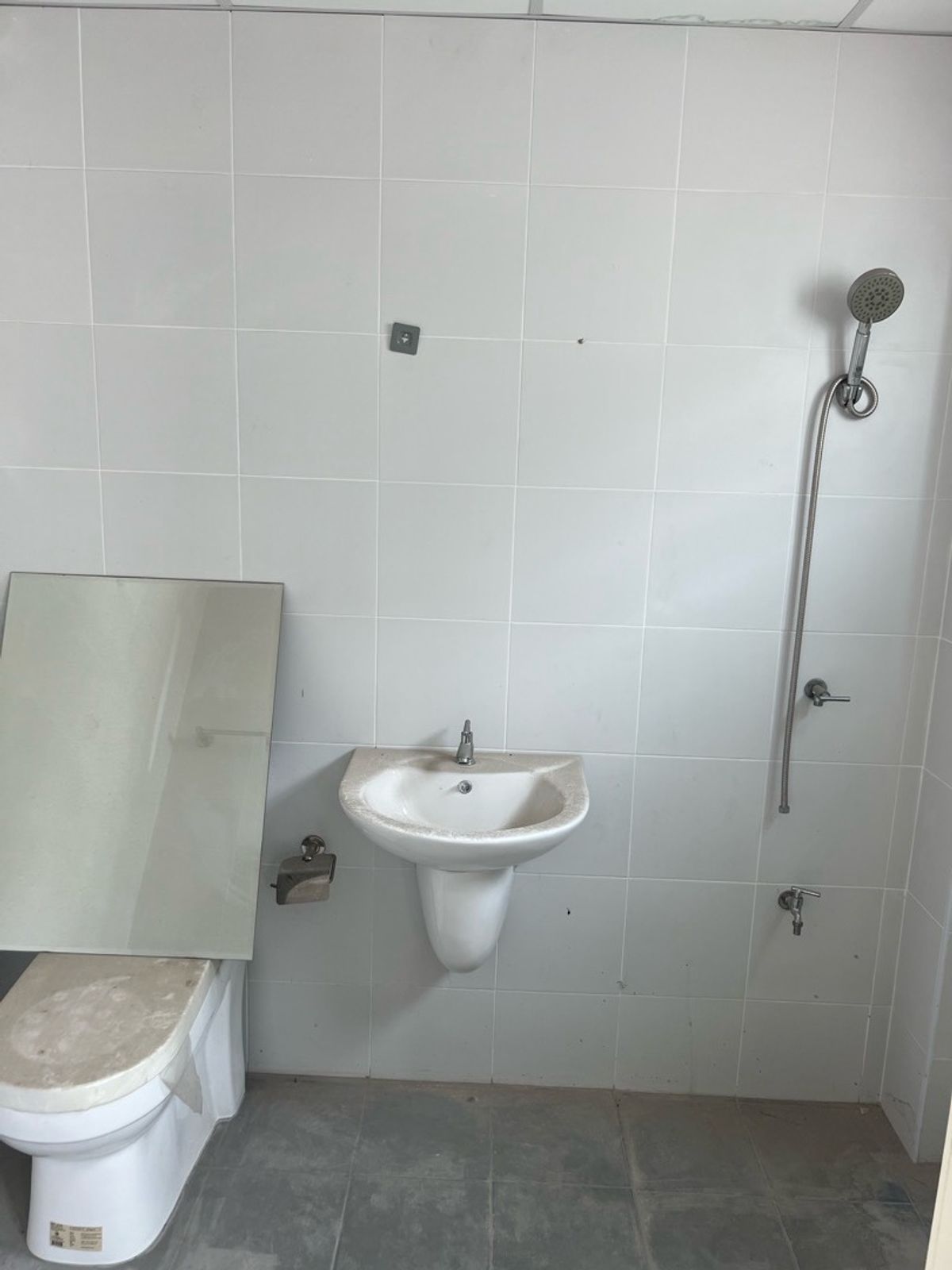 ขายทาวน์โฮมพุทธมณฑล ศาลายา : 9.9ล้านบาท.-ขายตามสภาพด่วน!ต่ำกว่าราคาตลาด3ล้านบาท ติดถนน ตรงข้ามศาลาธรรมสพน์ ซอยน์22 พุทธมณฑลสาย2 