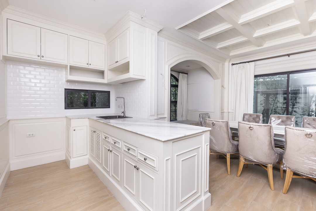 For RentHouseNawamin, Ramindra : 🔥For urgent rent+🔥Setthasiri Watcharapol, near Fashion Island and Central Ramintra, fully furnished, ready to move in