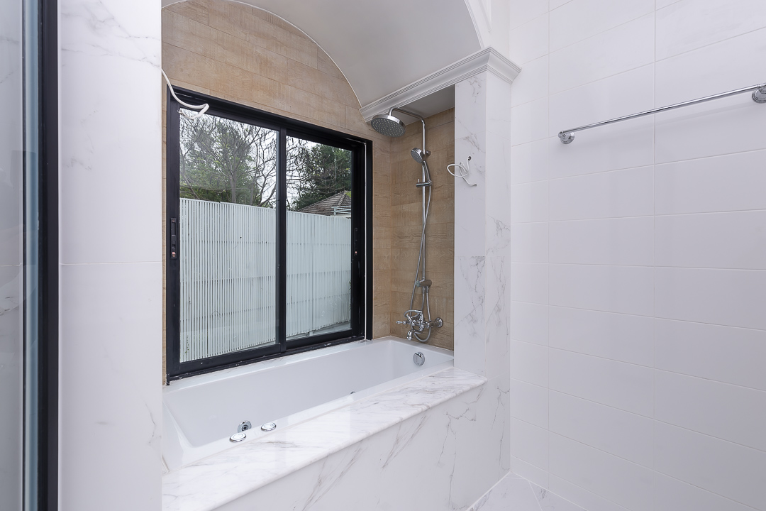 For RentHouseNawamin, Ramindra : 🔥For urgent rent+🔥Setthasiri Watcharapol, near Fashion Island and Central Ramintra, fully furnished, ready to move in