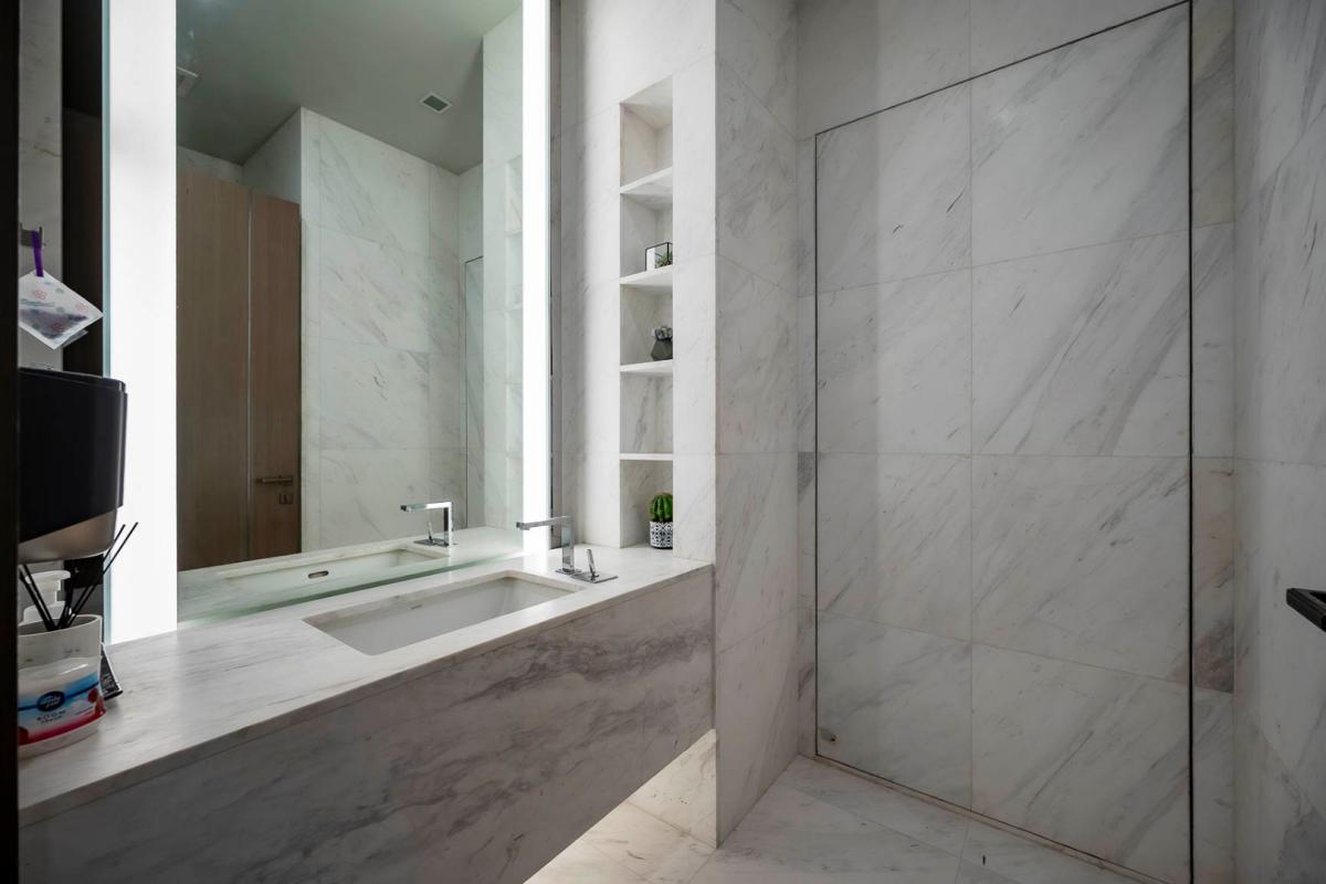 ให้เช่าคอนโดสุขุมวิท อโศก ทองหล่อ : 🔥ให้เช่าด่วน+🔥เดอะ โมนูเมนต์ ทองหล่อ ใกล้ BTS ทองหล่อ เฟอร์นิเจอร์ครบ พร้อมเข้าอยู่ 