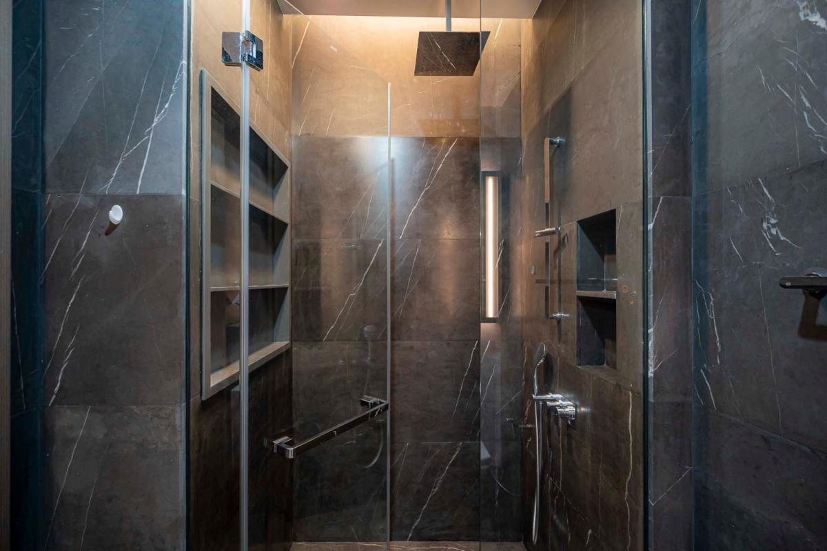 ให้เช่าคอนโดสุขุมวิท อโศก ทองหล่อ : 🔥ให้เช่าด่วน+🔥เดอะ โมนูเมนต์ ทองหล่อ ใกล้ BTS ทองหล่อ เฟอร์นิเจอร์ครบ พร้อมเข้าอยู่ 