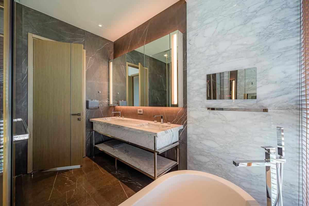 ให้เช่าคอนโดสุขุมวิท อโศก ทองหล่อ : 🔥ให้เช่าด่วน+🔥เดอะ โมนูเมนต์ ทองหล่อ ใกล้ BTS ทองหล่อ เฟอร์นิเจอร์ครบ พร้อมเข้าอยู่ 