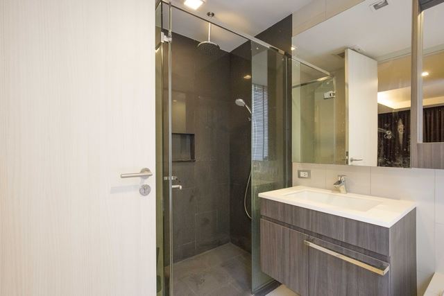 ขายคอนโดสุขุมวิท อโศก ทองหล่อ : 🔥ขายด่วน+🔥เวีย 49 2ห้องนอน ตกเเต่งครบ พร้อมเครื่องใช้ไฟฟ้า