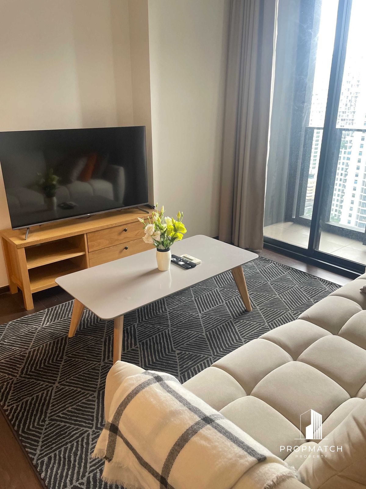 For RentCondoRatchathewi,Phayathai : ✨flash deal ✨The Line Ratchathewi (1Bed 1Bath 33.49SQM.) Completely decorated !! Only 22,000 baht per month Tel.0981315848 @PropMatch