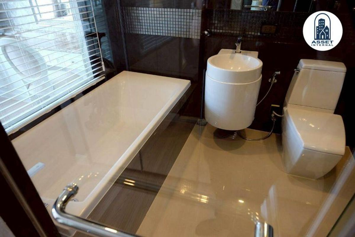 ขายคอนโดสาทร นราธิวาส : ขาย คอนโด Rhythm สาทร ขนาด 2 ห้องนอน ตึก North ชั้น 27 ใกล้ BTS ตากสิน พร้อมอยู่ Fully Furnished เขตสาทร กรุงเทพมหานคร