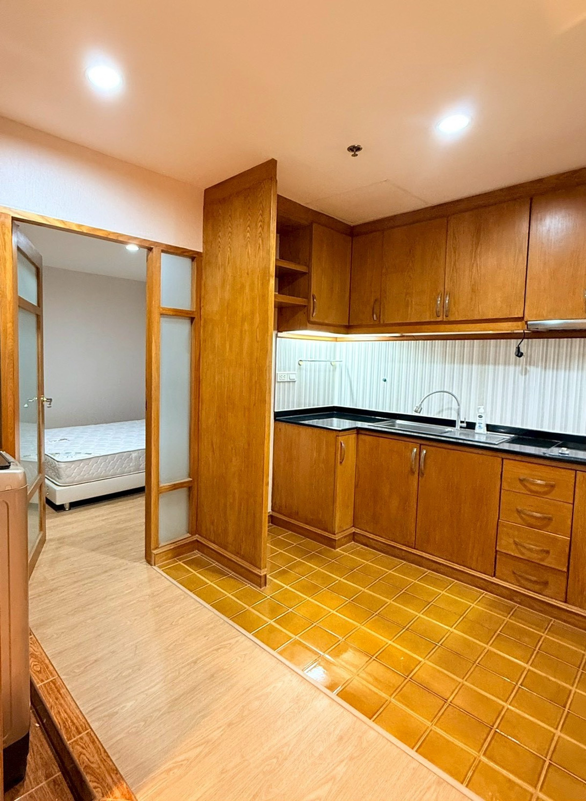 ขาย 🎯คอนโดอโศก 2 นอน size 86 sqm. ติด มศว แกรมมี่ 🏢🚅ห้องรีโนเวทใหม่ Loading...