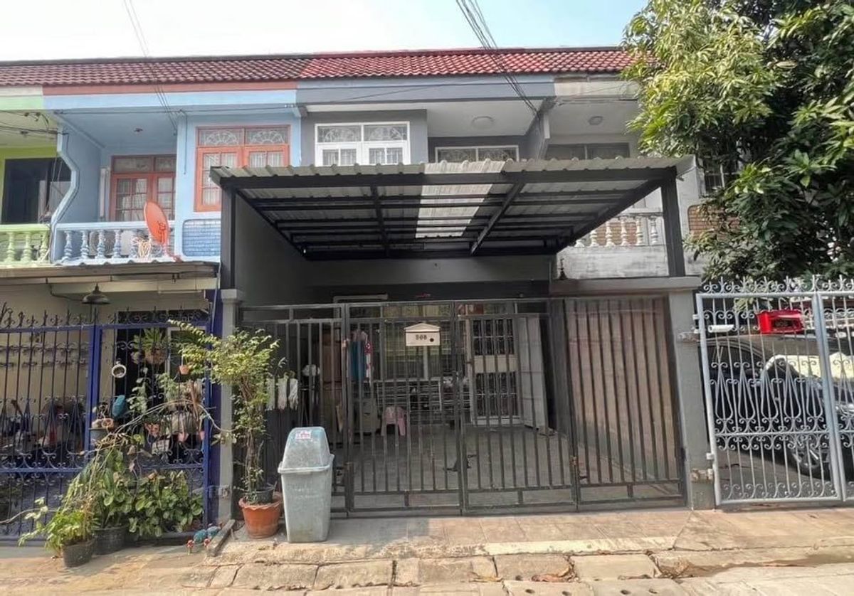 ขายทาวน์โฮมปิ่นเกล้า จรัญสนิทวงศ์ : บ้านใกล้ Mrt สถานีบางพลัด ไม่มีค่าส่วนกลาง