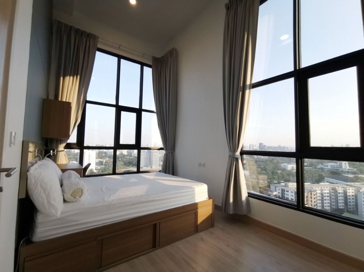 ขายคอนโดรัตนาธิเบศร์ สนามบินน้ำ พระนั่งเกล้า : T10270164 ขาย คอนโด Knightsbridge Duplex Tiwanon (ไนท์บริดจ์ ดูเพล็กซ์ ติวานนท์) ขนาด 71 ตร.ม ชั้น 18