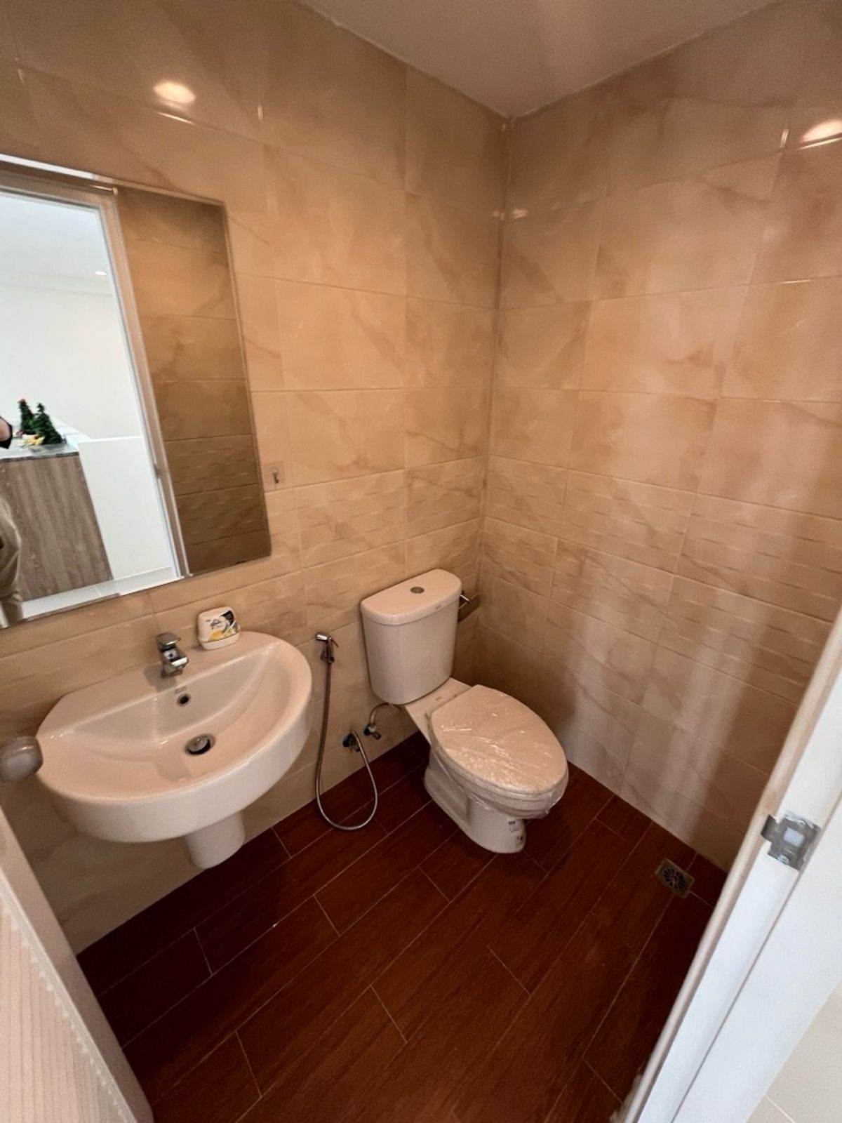 ให้เช่าโฮมออฟฟิศพระราม 3 สาธุประดิษฐ์ : ปล่อยเช่า โมเดิร์น โฮมออฟฟิศ สตูดิโอ ริมถนนใหญ่ พระราม 3 - รัชดาภิเษก แขวงบางโพงพาง เขตยานนาวา กรุงเทพมหานคร | จอดรถได้ 4 คัน | จดทะเบียนบริษัท หรือเช่าทำธุรกิจเชิงพาณิชย์ได้