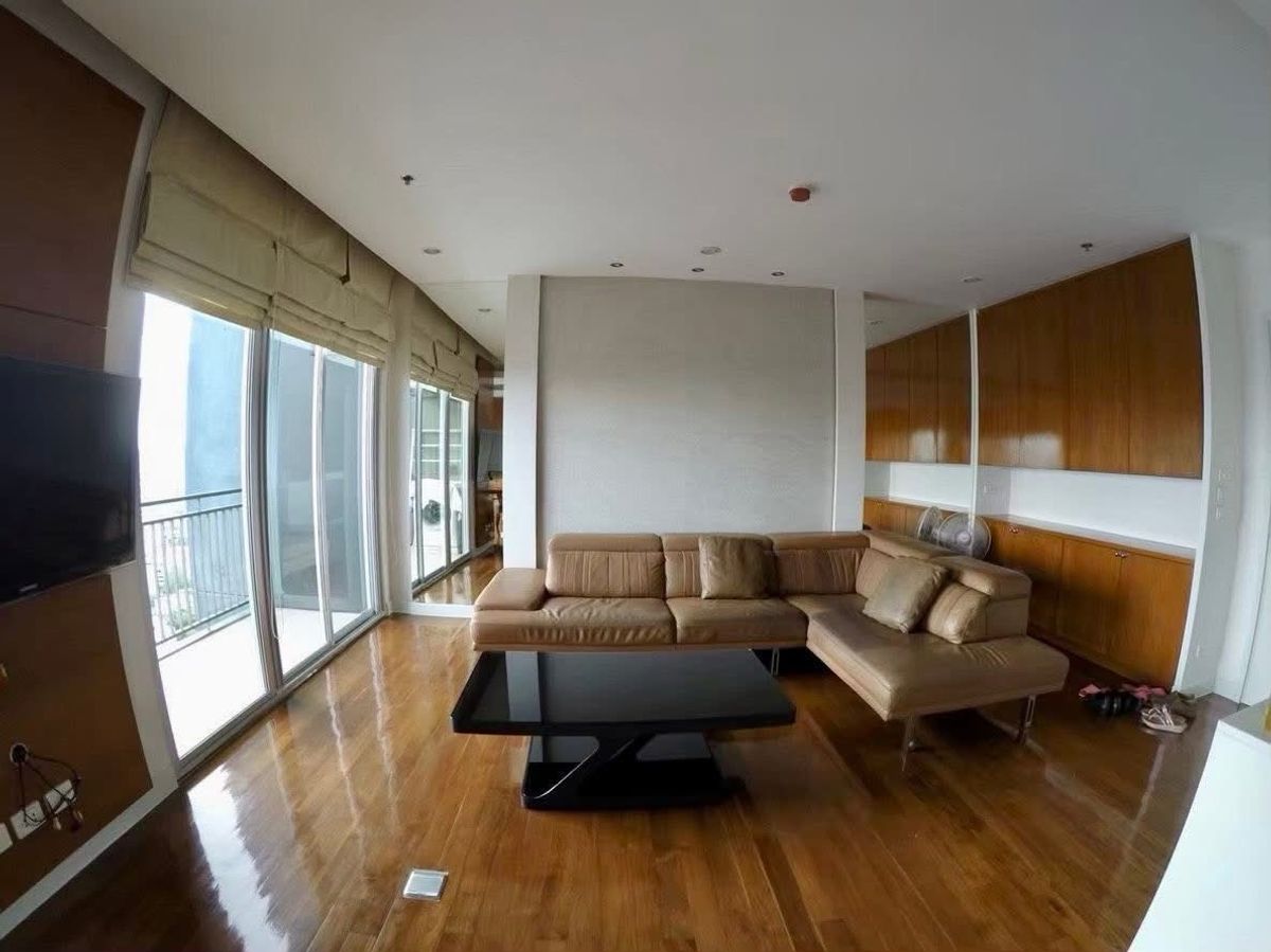 ให้เช่าคอนโดวงเวียนใหญ่ เจริญนคร : ให้เช่าคอนโด🔥Hive Sathorn🔥ชั้น 31🔥101.04ตรม🔥1Bed🔥1 ห้องเอนกประสงค์🔥 R297-2