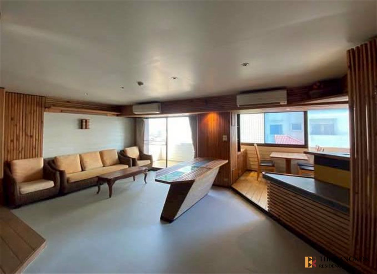 ขายคอนโดอ่อนนุช อุดมสุข : Spacious 3-Bedroom, 4-Bathroom Condo for Sale at Baan On-Nut Condominium – Great Value & Location! By Noon