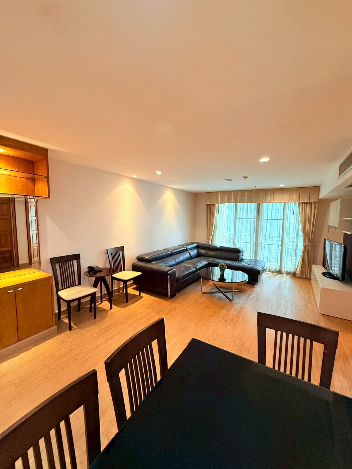 ขาย 🎯คอนโดอโศก 2 นอน size 86 sqm. ติด มศว แกรมมี่ 🏢🚅ห้องรีโนเวทใหม่ Loading...