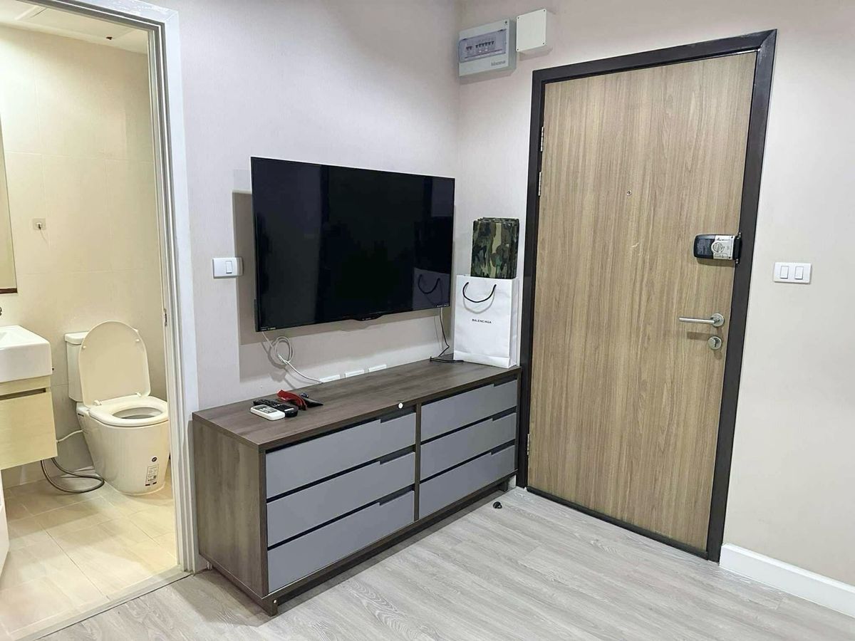 For RentCondoKasetsart, Ratchayothin : For Rent Metro Luxe Kaset Closed to RS, BTS Kaset, KSU, SU**Tel: 0863649888 / Line: @751paggb