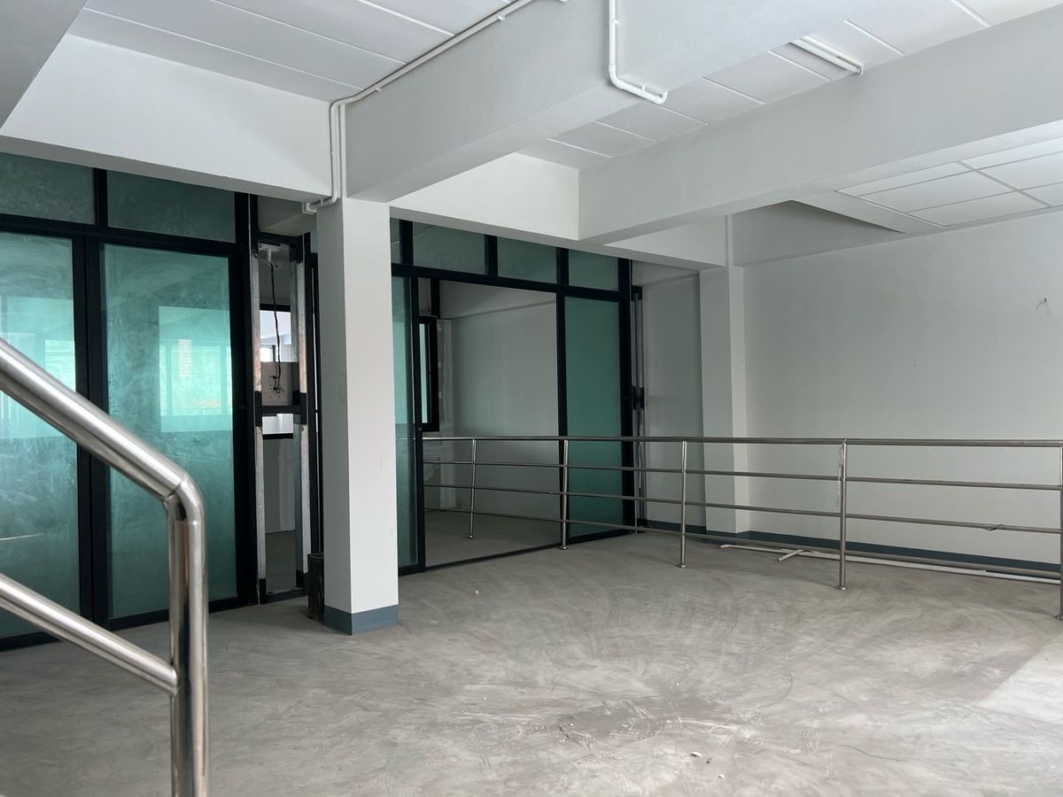 ขายทาวน์โฮมพุทธมณฑล ศาลายา : 9.9ล้านบาท.-ขายตามสภาพด่วน!ต่ำกว่าราคาตลาด3ล้านบาท ติดถนน ตรงข้ามศาลาธรรมสพน์ ซอยน์22 พุทธมณฑลสาย2 