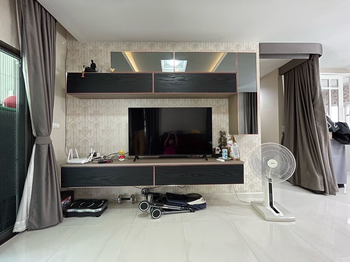 HousePattanakan, Srinakarin : Luxury house for sale, Phatthanakan 38 with 6% ROI tenant