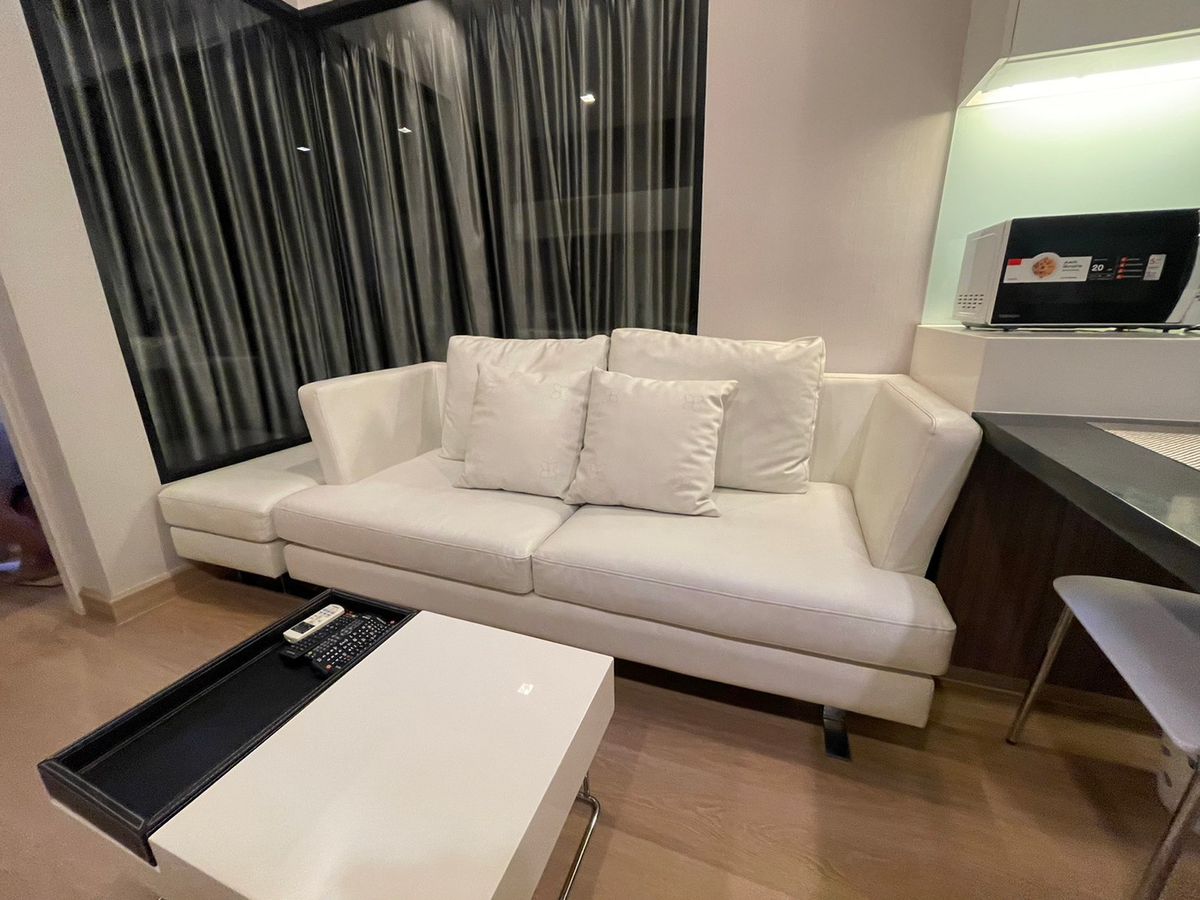 ให้เช่าคอนโดวงเวียนใหญ่ เจริญนคร : For Rent Urbano Absolute Sathorn Taksin 1bed size 38 sq.m. F/F