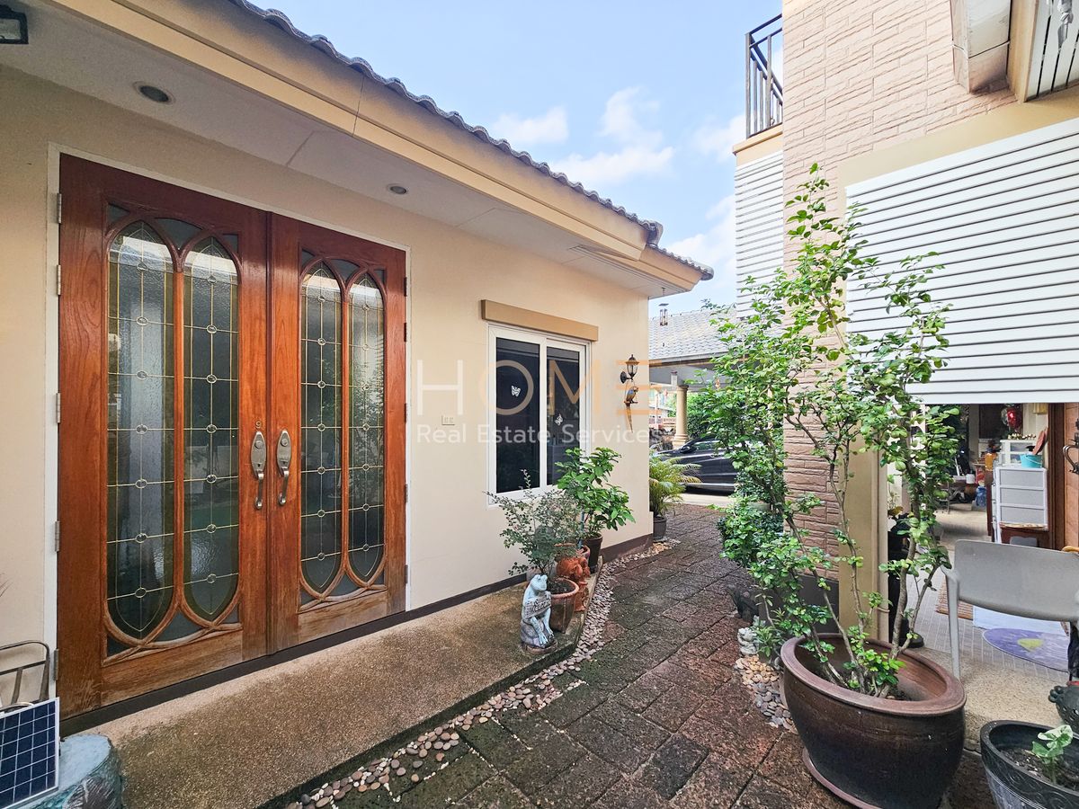 ขายบ้านนวมินทร์ รามอินทรา : ลัดดารมย์ วัชรพล - รัตนโกสินทร์ / 5 ห้องนอน (ขาย), Laddarom Watcharapol - Rattanakosin / 5 Bedrooms (FOR SALE) TAN831