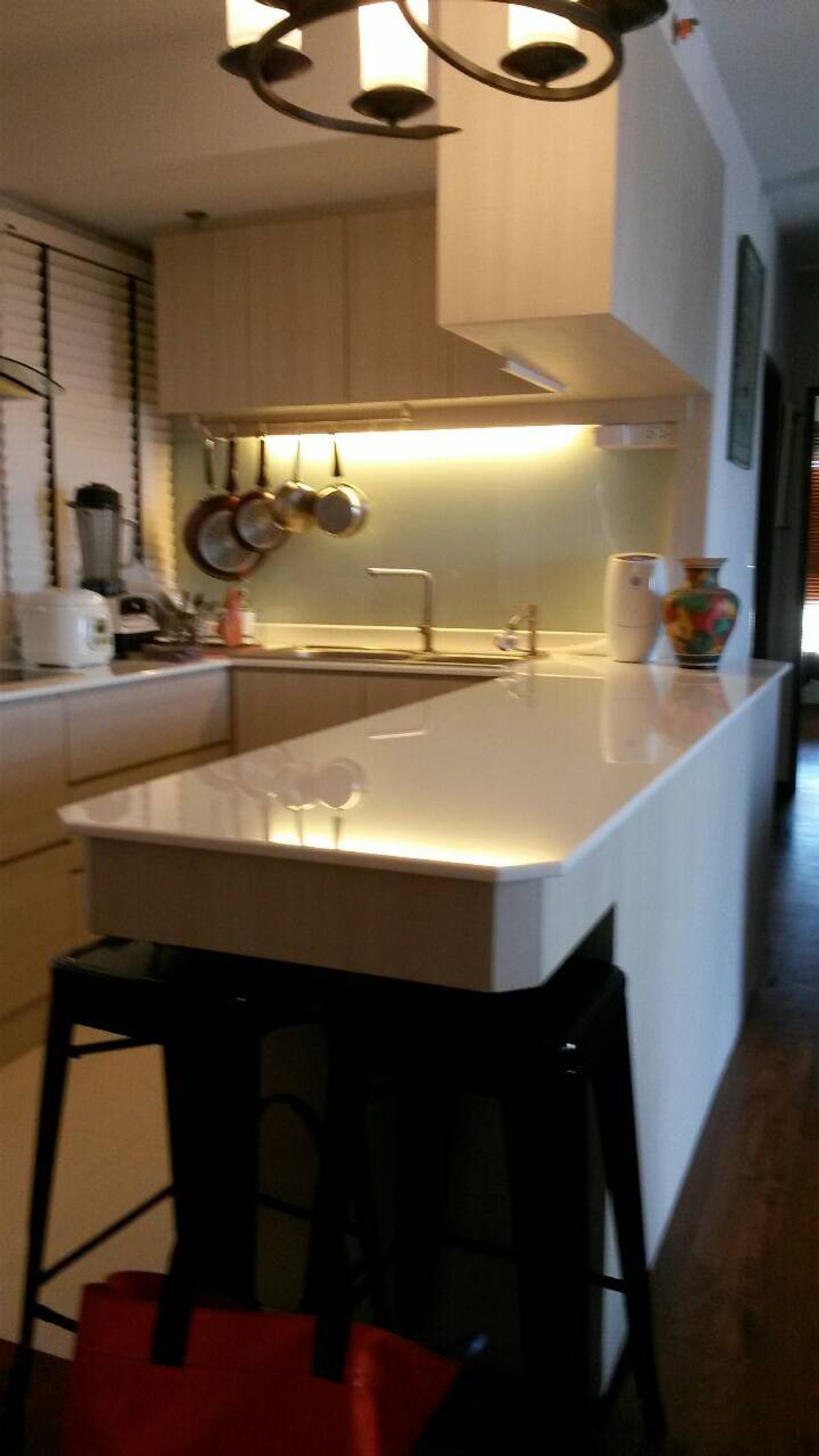 For RentCondoOnnut, Udomsuk : Beautiful dressing room, real wood flooring, big kitchen, easy to use