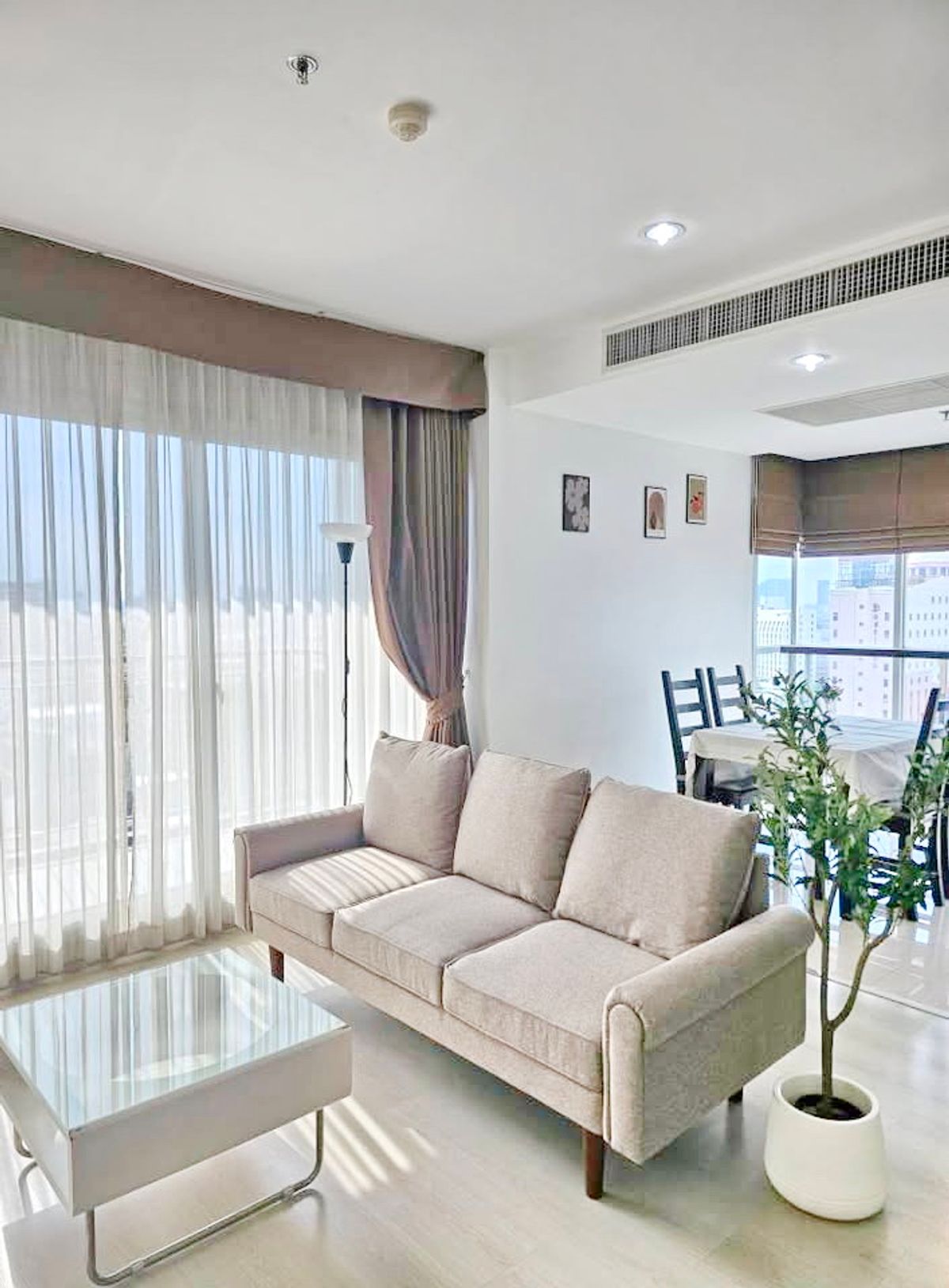 For RentCondoRatchadapisek, Huaikwang, Suttisan : 9077♛ 2 bedroom rental ♙ Life Ratchadaphisek ♜MRT Huai Khwang ∞099-5919653,065-9423251🜲Line@surresidence