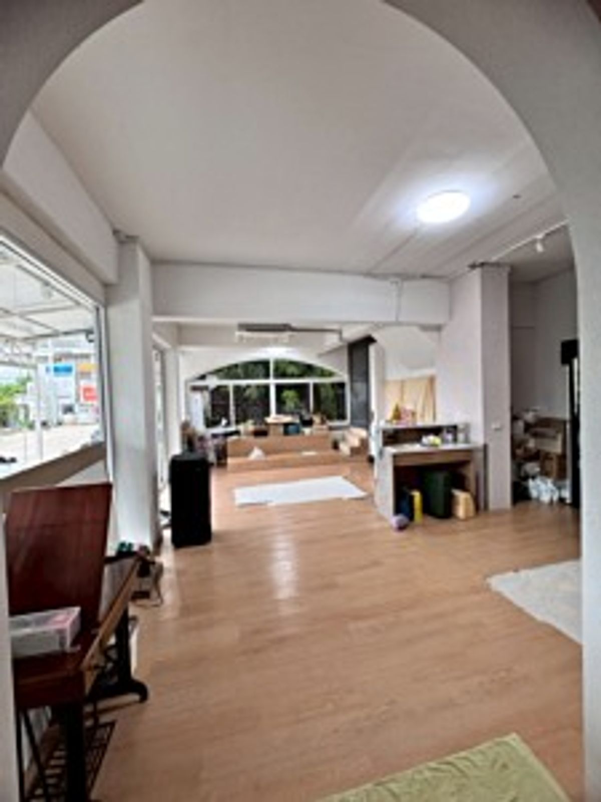 For SaleHome OfficeLadkrabang, Suwannaphum Airport : Selling a 4 -story commercial building in Soi Srinakarin 40, new renovated price, great value, only 7.2 million baht (N.1803)