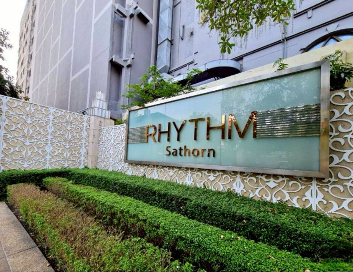 ขายคอนโดสาทร นราธิวาส : วิวแม่น้ำเจ้าพระยา 🌊 ขาย คอนโด Rhythm สาทร ขนาด 2 ห้องนอน ตึก North ชั้น 27 ใกล้ BTS ตากสิน พร้อมอยู่ Fully Furnished เขตสาทร กรุงเทพมหานคร