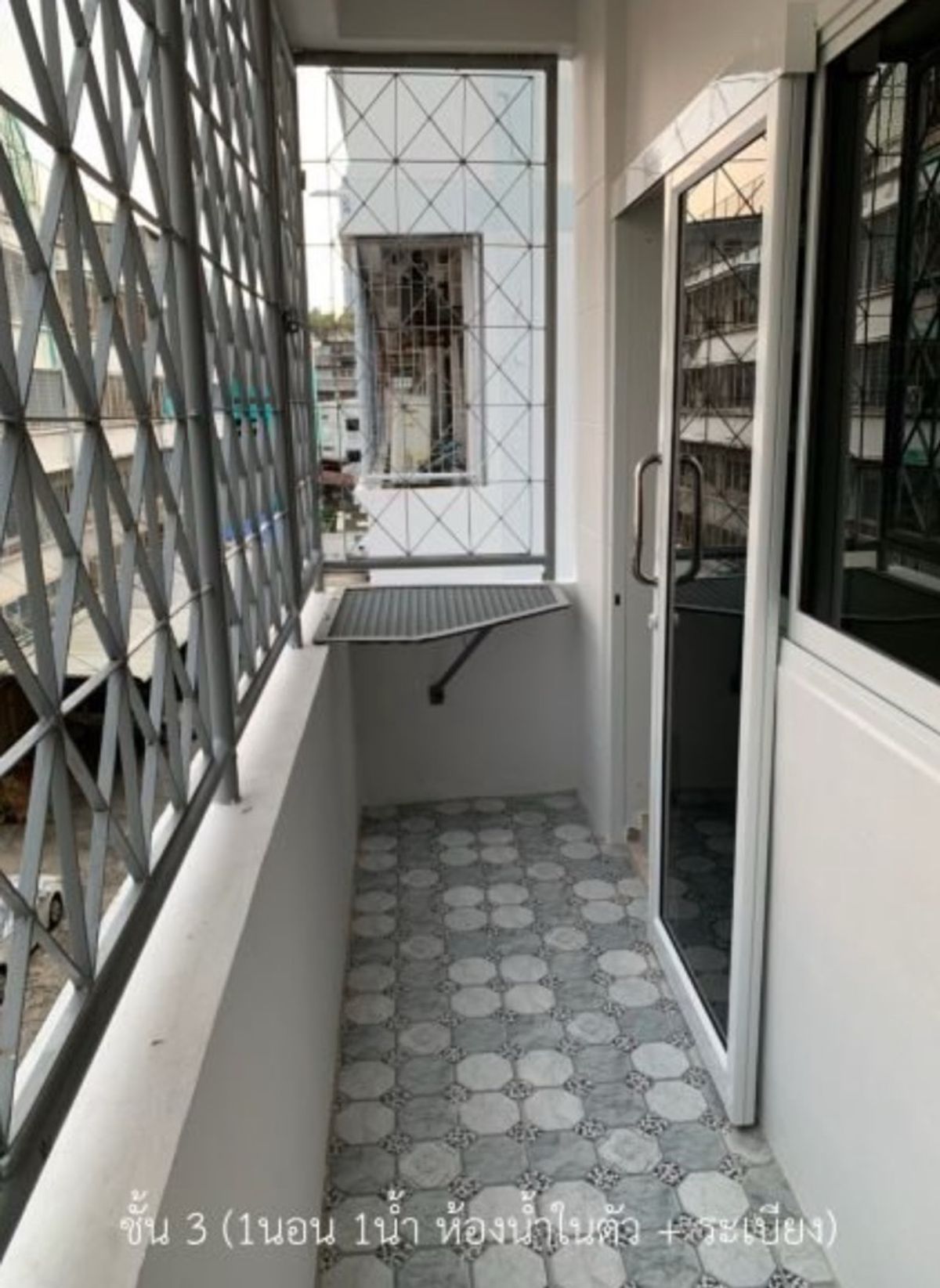 For RentShop HouseSathorn, Narathiwat : Renting a 5.5 -story commercial building, Sathorn - St. Louis, Soi Charoenrat 3 Thung, Don Temple, Sathon, Bangkok