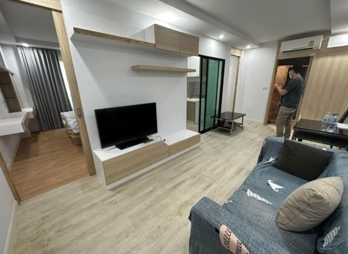 CondoPhutthamonthon, Salaya : Sell-rent V-Condo, Salaya 2 bedrooms, beautiful, have a van to send Mahidol University, ready to be near Mahidol University. Interested in Atline. @841QLNR
