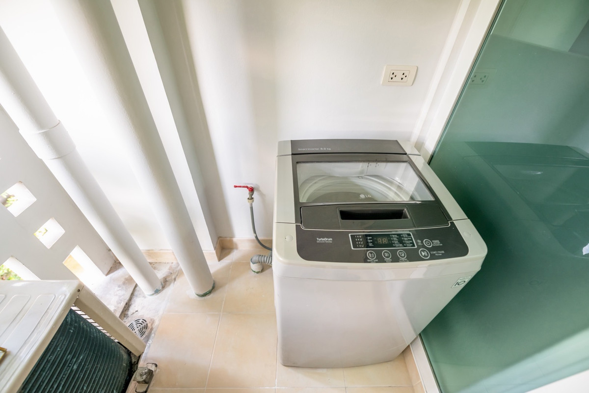 ให้เช่าคอนโดพระราม 9 เพชรบุรีตัดใหม่ RCA : 🔥ให้เช่าด่วน🔥I-Biza Condo RCA เฟอร์นิเจอร์ - เครื่องใช้ไฟฟ้าครบ ห้องทิศเหนือไม่ร้อน พร้อมเข้าอยู่ ❗