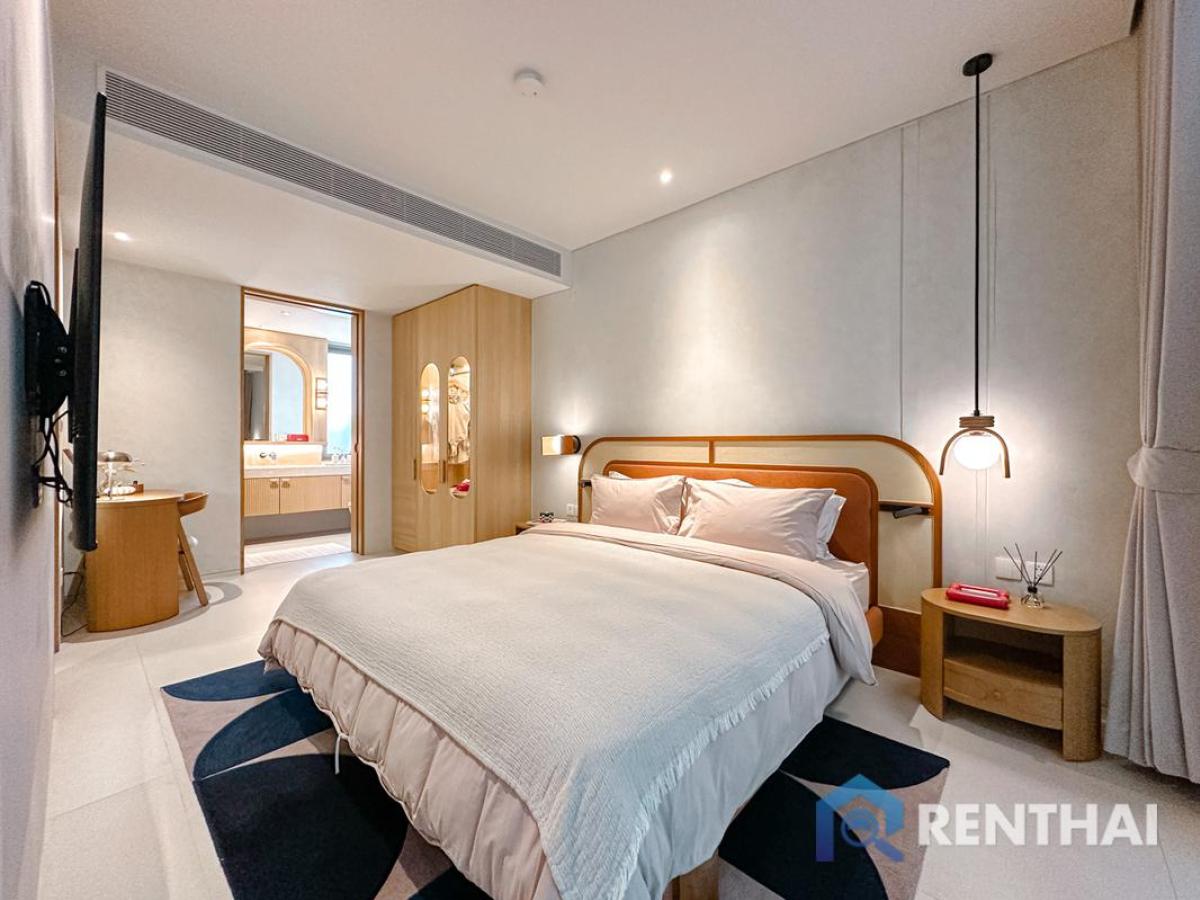 สำหรับ ขาย คอนโด 3 ห้องนอน ที่ The Standard Residences Loading...