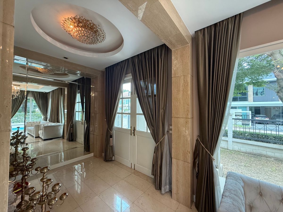 ขายบ้านพุทธมณฑล ศาลายา : (For Sale) Nirvana Icon Pinklao 19.5 ล้านบาท 3 ห้องนอน 4 ห้องน้ำ ขนาด 145 ตร.ว. โทร 0838824256 Big