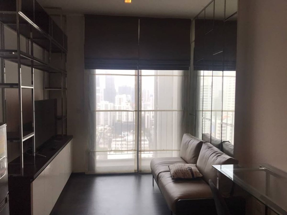 ให้เช่าคอนโดสุขุมวิท อโศก ทองหล่อ : Edge Sukhumvit 23 (เอดจ์ สุขุมวิท 23) (1bed1bath 30sqm)