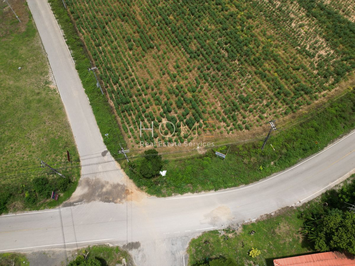 For SaleLandRayong : 10 rai of land next to Pinthong Sikhong, 6 River, Pluak Daeng / 3.5 million per rai (sell), Land 10 Rai Next to Pinthong Industrial Estate 6 MAE MAE PLAK DAENG / 3.5M Per Rai (For Sale) Nut2212