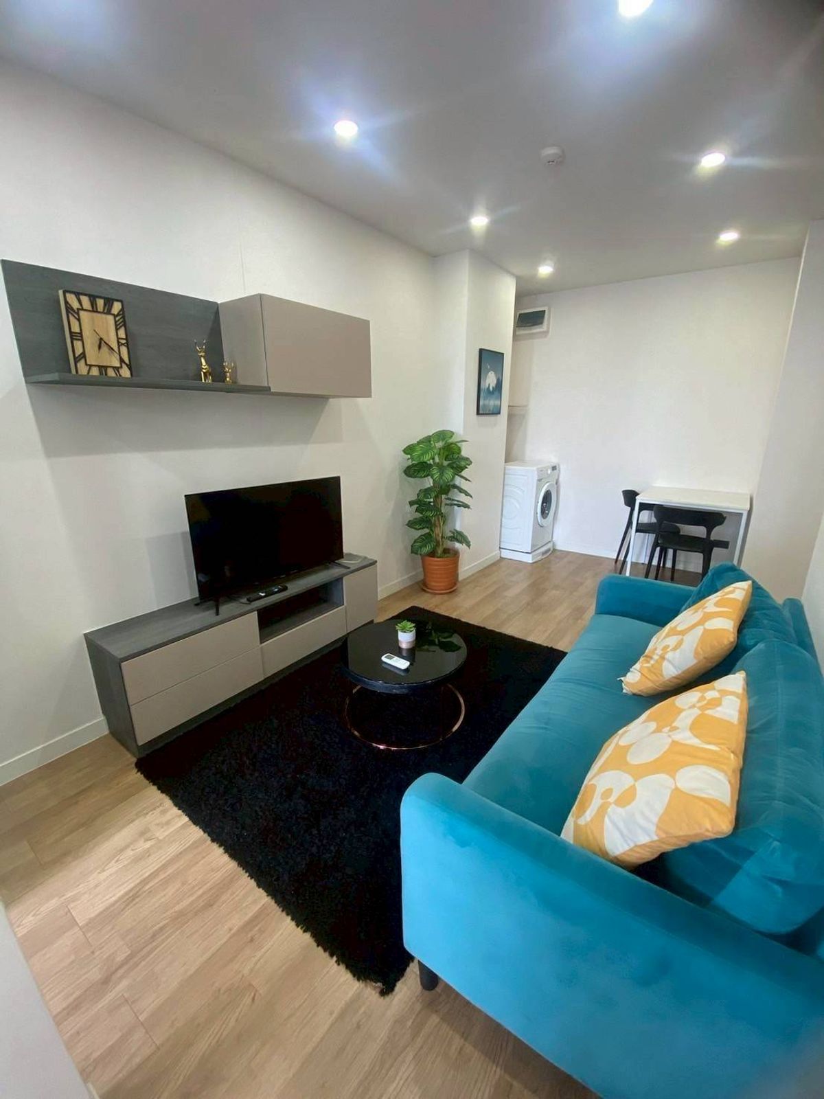 CondoRama9, Petchburi, RCA : Sell/rent, Ratchada, Rama 9, 1 bedroom, beautiful corner room, near the trade source